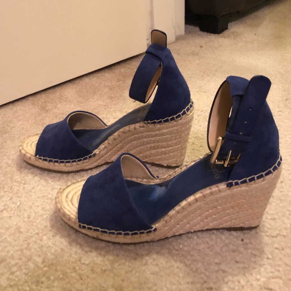 Vince Camuto navy blue suede sandals